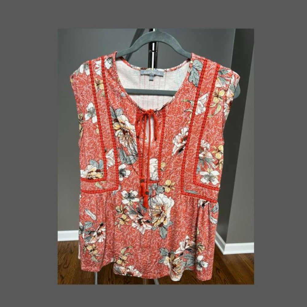 DANIEL RAINN Micaela Embroidery Detail Tassel Knit Top